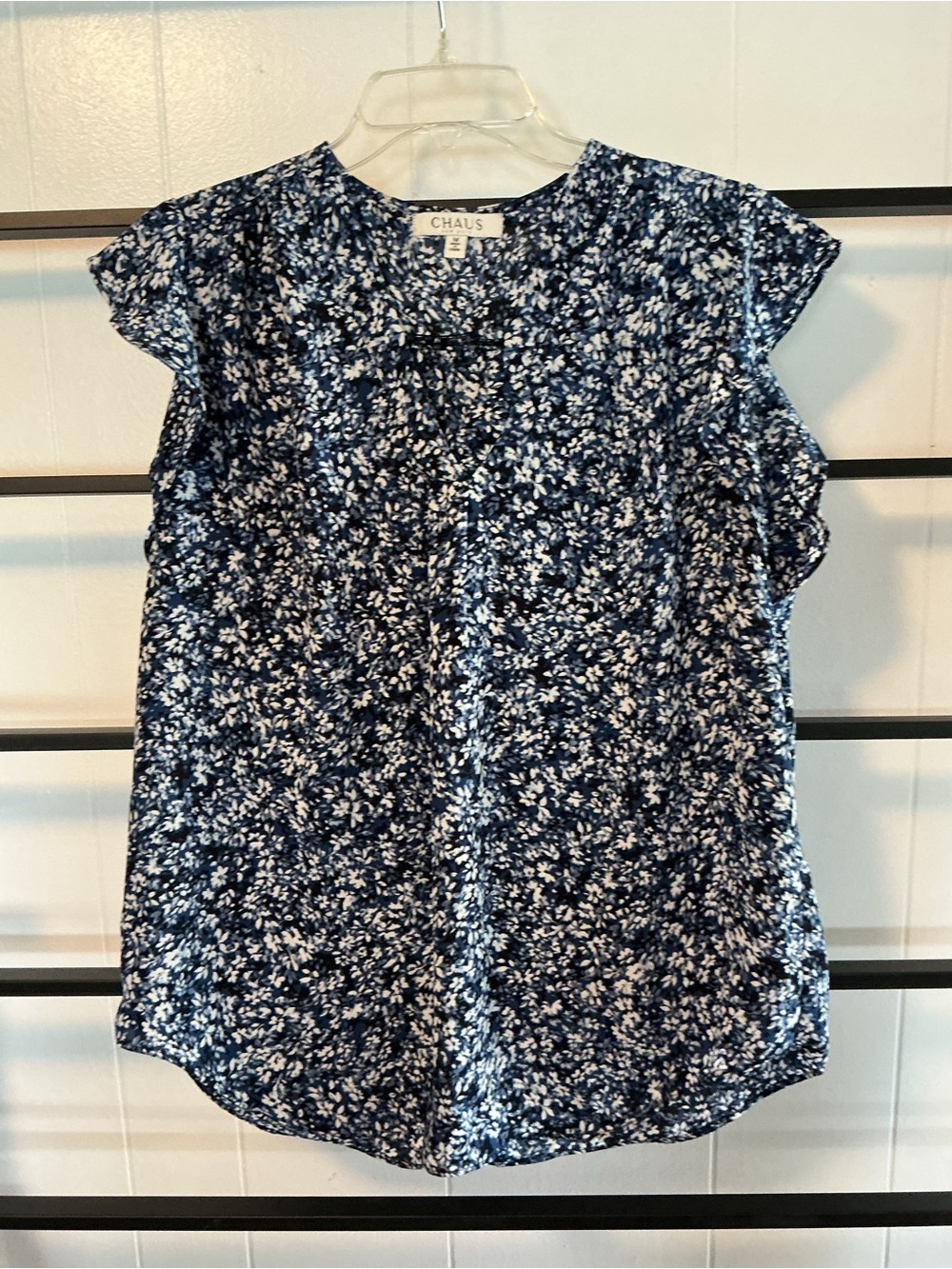 Chaus Navy and White Floral Flutter-Sleeve Blouse, Medium, B12